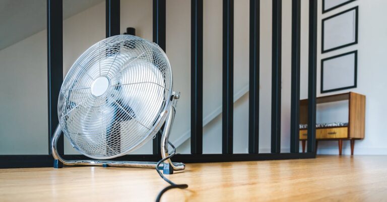 Latentwärme-Möbel: Die passive „Klimaanlage“ in Regalen, Kopfteilen und Fensterbänken